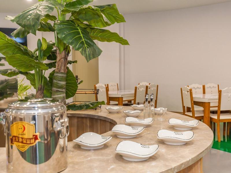 Greentree Inn Dalian Airport New District Xinzhaizi Express Hotel Екстериор снимка